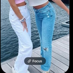 White Highwaisted Wide Leg Jeans